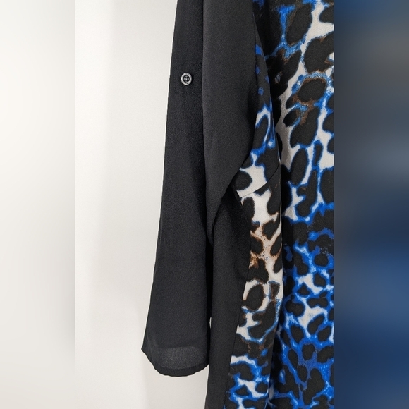 Calvin Klein button up animal print blouse XL - Picture 4 of 5